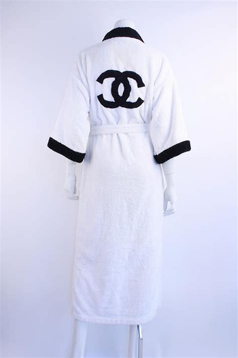 vintage chanel bathrobe|Robe Vintage Chanel .